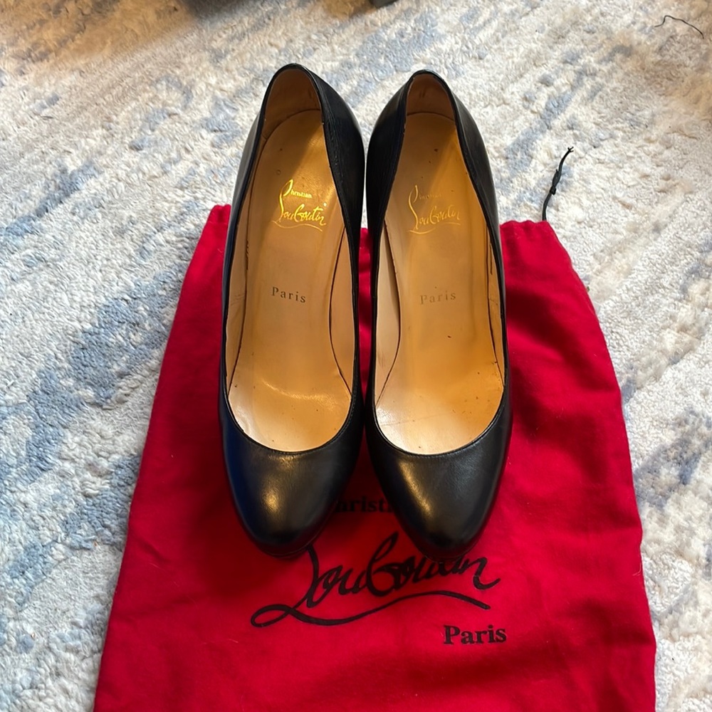 Christian Louboutin Bianca Heels in Black Leather - Size 39.5 - Picture 2 of 7